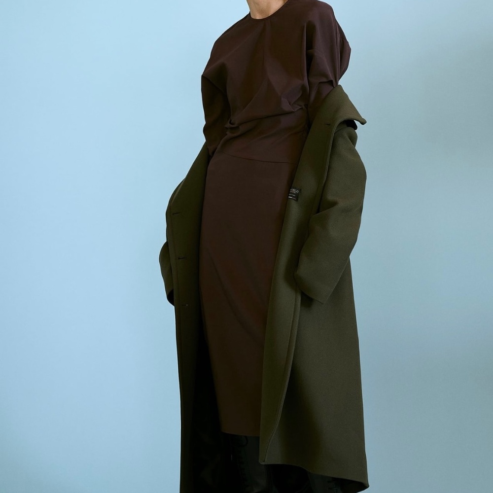 Brown Ruched Midi Dress with Zipper Detail at Shoulder